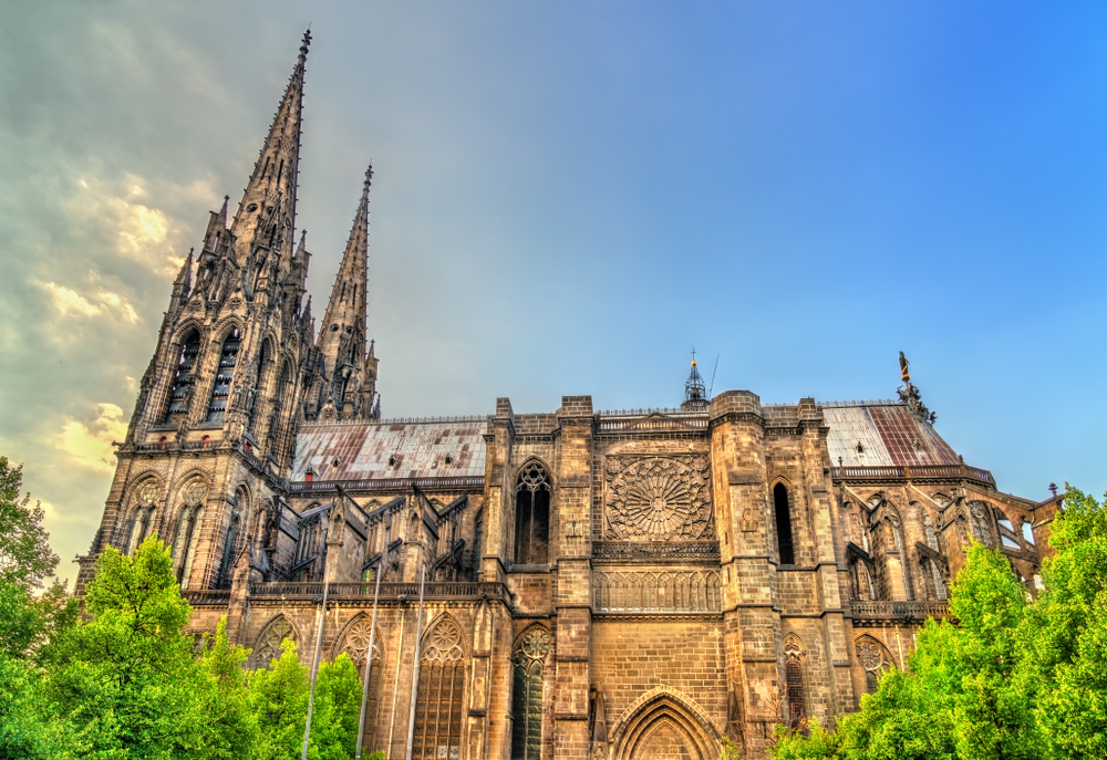 Découvrez l'emblématique Cathédrale Notre-Dame-de-l'Assomption