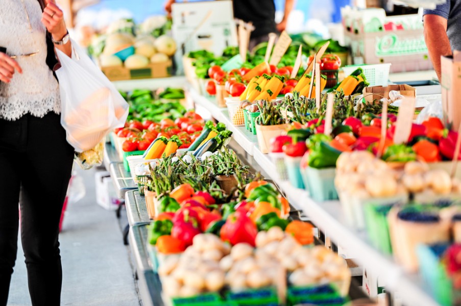 Marché à Clermont-Ferrand, produits artisanaux d'Auvergne : le secteur des produits du terroir en plein essor