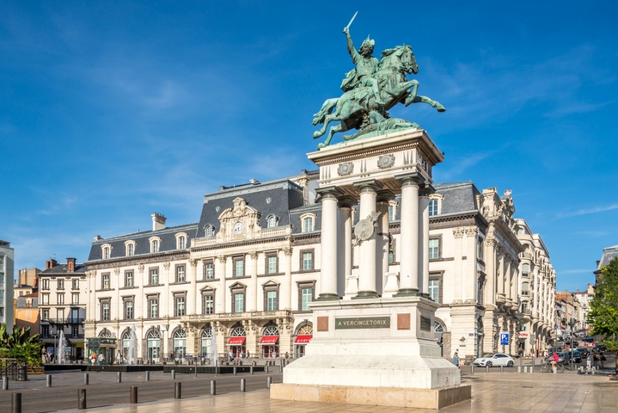 La statue de Vercingétorix, l'emblème de la place de Jaude